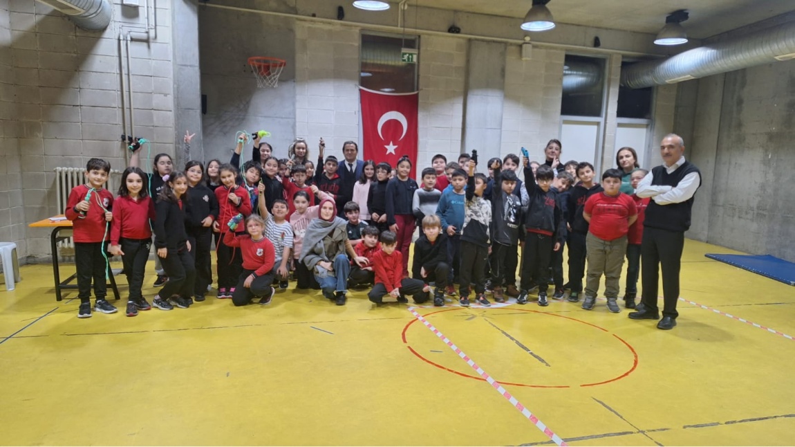 SON HAFTA ETKİNLİKLERİ - GELENEKSEL İP ATLAMA YARIŞMASI